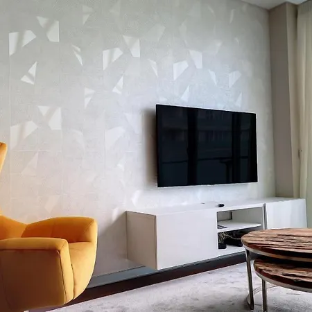 Apartament Upscale By Lovelystay